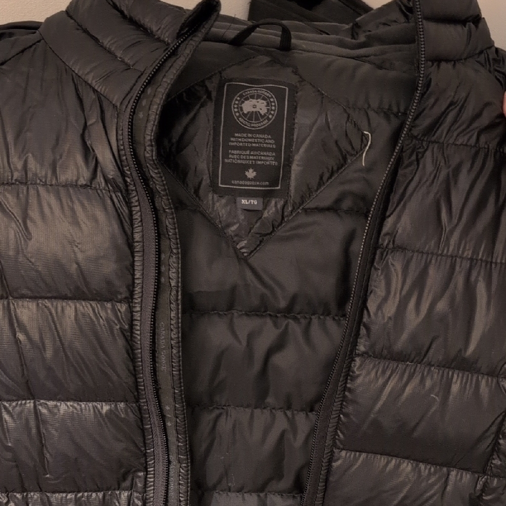 Canada Goose Hybridge Lite Black Label